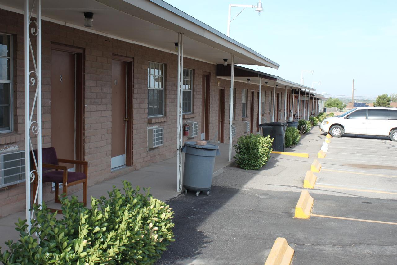Deluxe Inn Motel Sparks Экстерьер фото